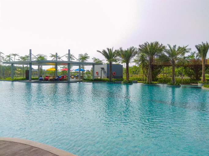 Sport & Beauty, New Fully Furnished Studio at Gold Coast PIK By Travelio, North Jakarta