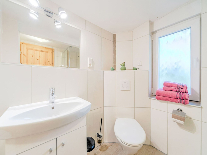 Bathroom, Allrode Retreat With Garden, Harz