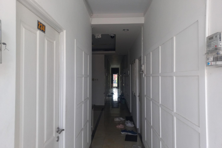 Public Area 1, Hotel O Guest House Ayomi Syariah, Tegal