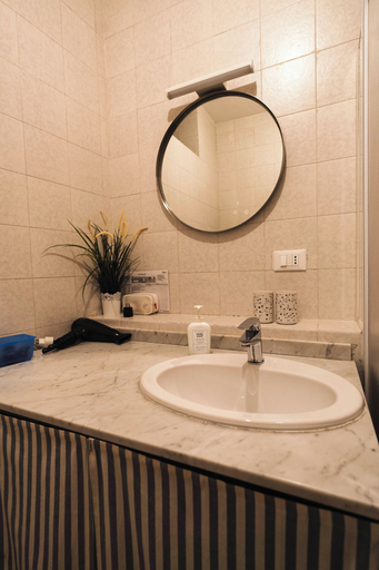 Bathroom 4, Il Baluardo Sea View Apartment on the Cliff, La Spezia