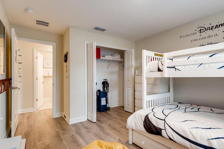 Bedroom 1, 4808 LL Magical 4BR Disney Townhome Pool, Osceola