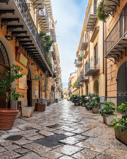 Property grounds, City Center Apartment - Sleeps 2 - Pet Friendly, Palermo