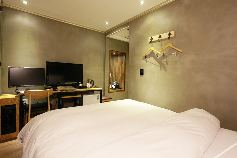 Bedroom 2, Yeongdeungpogucheong Station SL, Yeongdeungpo