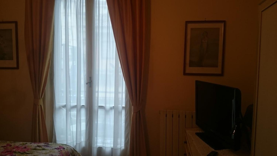Bedroom 10