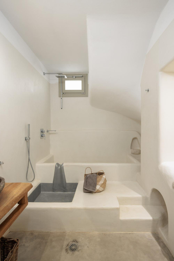 Bathroom 4, Halcyon Villas, South Aegean