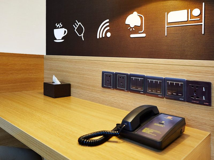 Others 3, 7 Days Premium Dalian Lvshun Central Square New-Mart Branch, Dalian