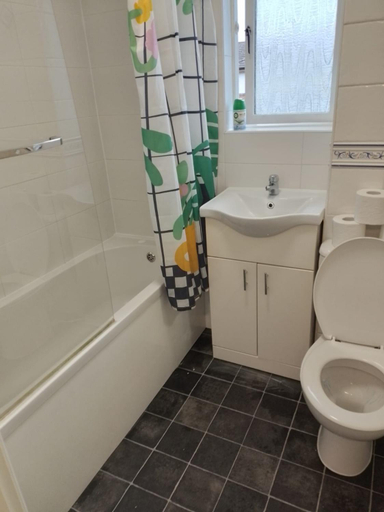 Bathroom, City Guest House se1, London