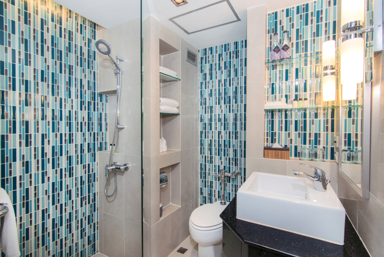 Bathroom 22