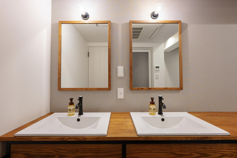 Bathroom 6