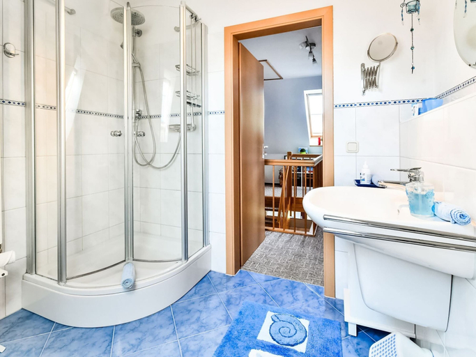 Bathroom 4, Ferienhaus in Thorstorf mit Garten, Nordwestmecklenburg