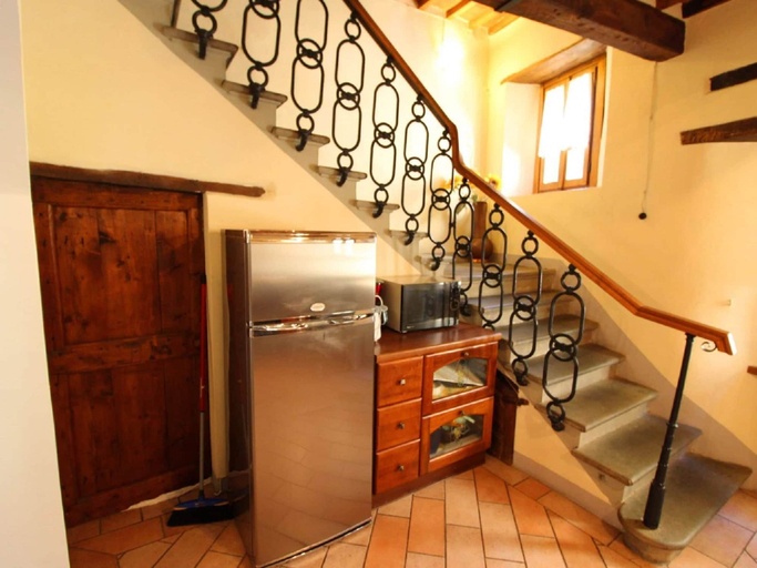 Private kitchen 2, Villa in Tuscany With Pool and Valley Views, Arezzo