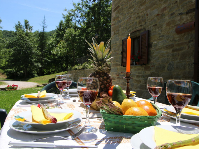 Food & Drinks 5, Hill View Retreat w/ Pool, Pesaro E Urbino