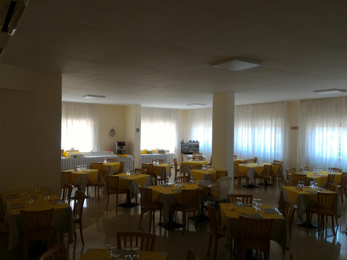 Food & Drinks 5, Viva Turing Club, Foggia