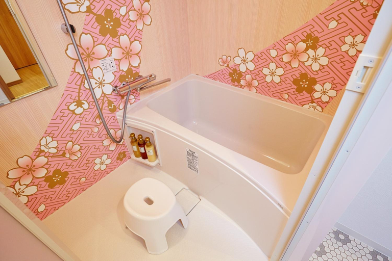 Bathroom 25