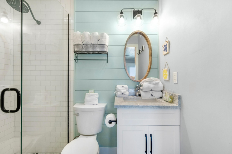 Bathroom 3, Jubilee Landing 206, Escambia