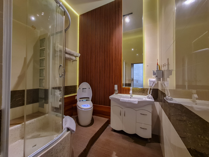 Bathroom 5