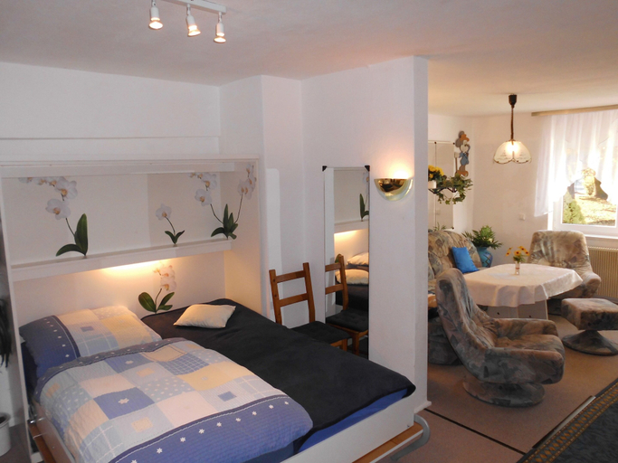 Bedroom 3, Spacious Holiday Home in Sommerfeld near Lake, Oberhavel