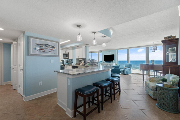 Food & Drinks, Perdido Towers East 501, Escambia