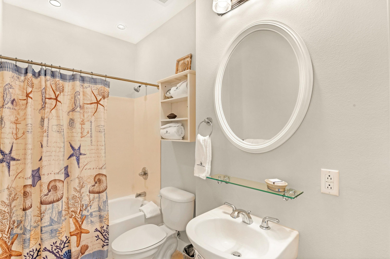 Bathroom 3, La Playa 301, Escambia