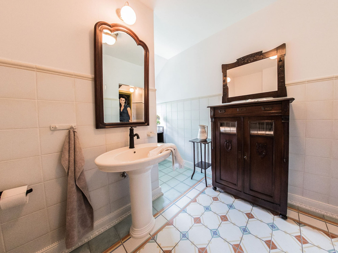 Bathroom 5, Timeless Charm in Gernrode, Harz