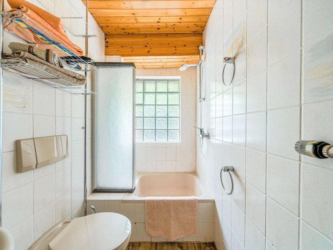 Bathroom 3, Cosy Apartment near Ski Area in Zorge, Osterode am Harz