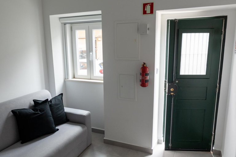 Others 5, Ajuda - Apartments, Lisbon