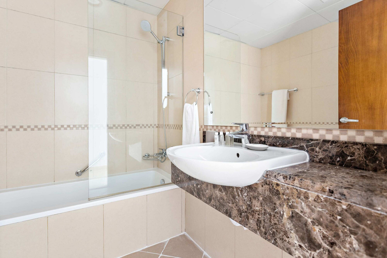 Bathroom 5, Silkhaus Art Residence Sheikh Zayed Road, Dubai