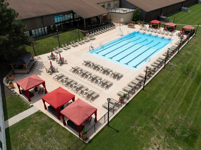 Sport & Beauty 2, Doubletree Hotel & Conference Center St. Louis, Saint Louis