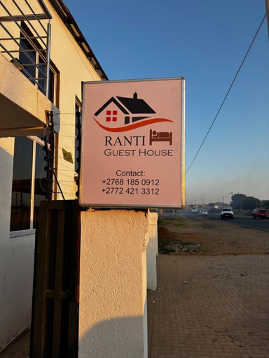 Others 3, RANTI Guest House, Capricorn