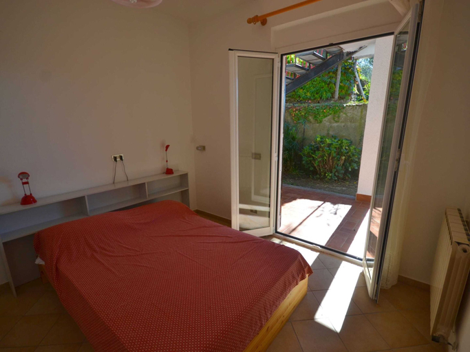 Bedroom 3, Escape Near Cinque Terre, Genova
