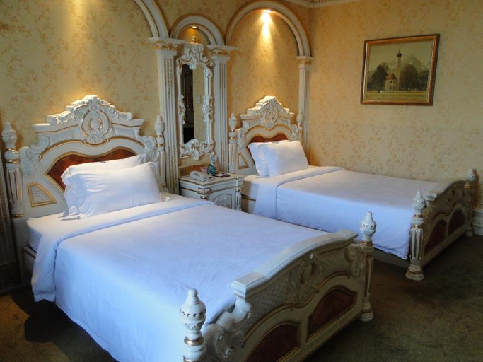 Bedroom 5, Nanyang Royal Hotel, Guangzhou