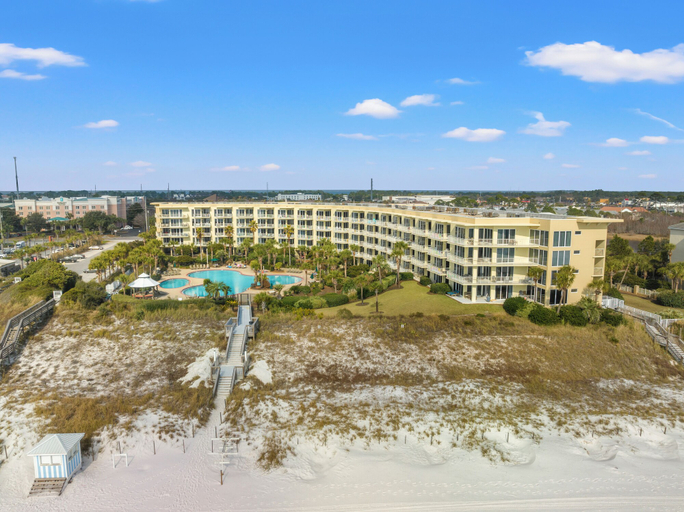 Exterior & Views 2, Elegant 4BD 4Ba With Stunning Ocean Views and Direct Beach & Pool Access, Walton