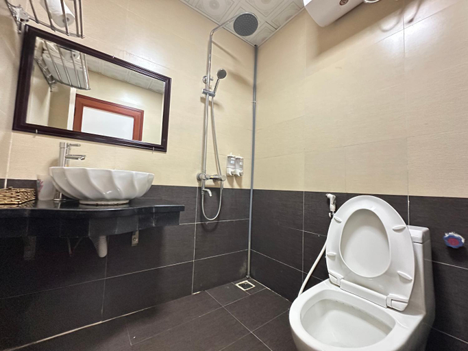 Bathroom 2, Thanh Quyen hotel, Sa Pa