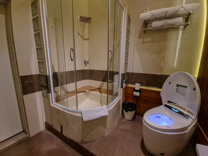 Bathroom 6