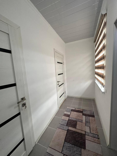 Others, Ni Guest House, Raiymbekskiy