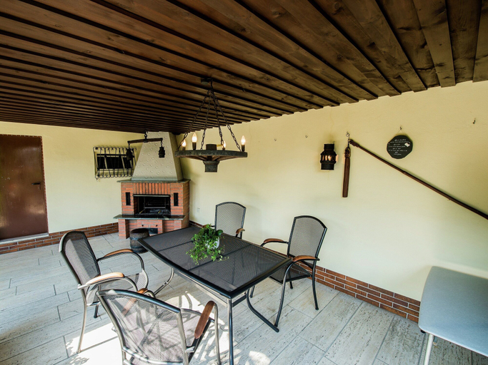 Others 5, Modish Apartment in Plankenstein near Forest, Bayreuth