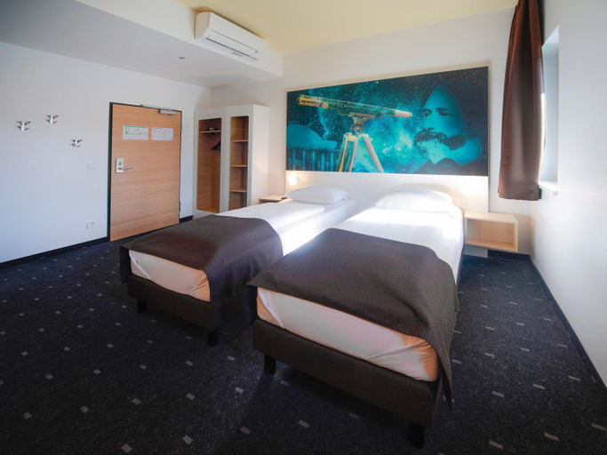 Bedroom 7