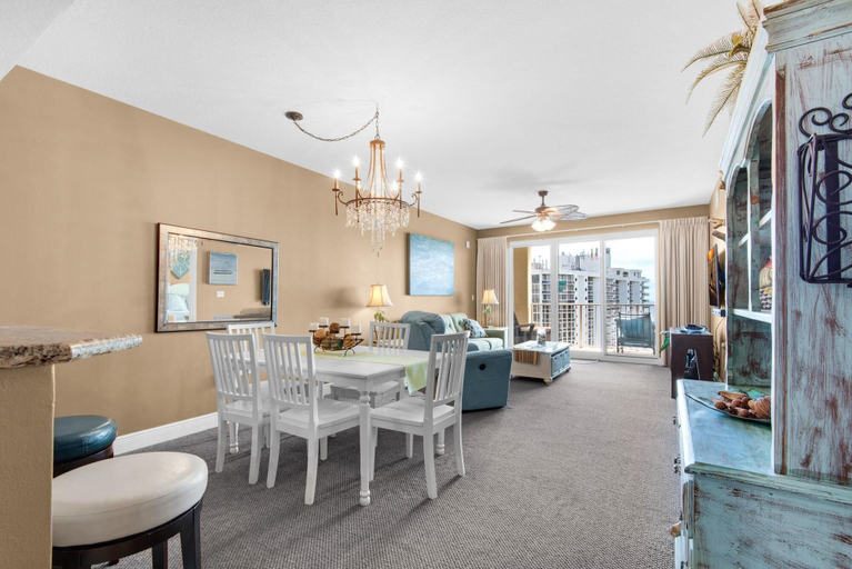 Others 5, Ariel Dunes I 1404, Walton