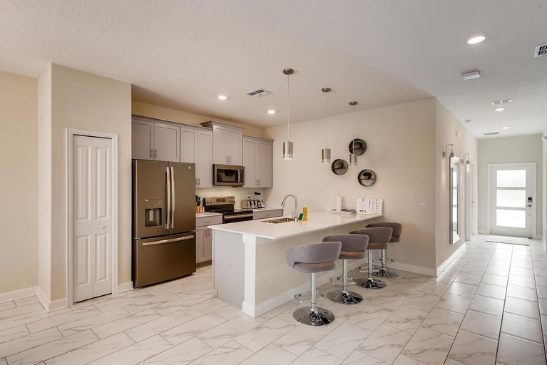 Private kitchen 3, 8985 CC - 5 Bedrooms Townhome Retreat, Osceola