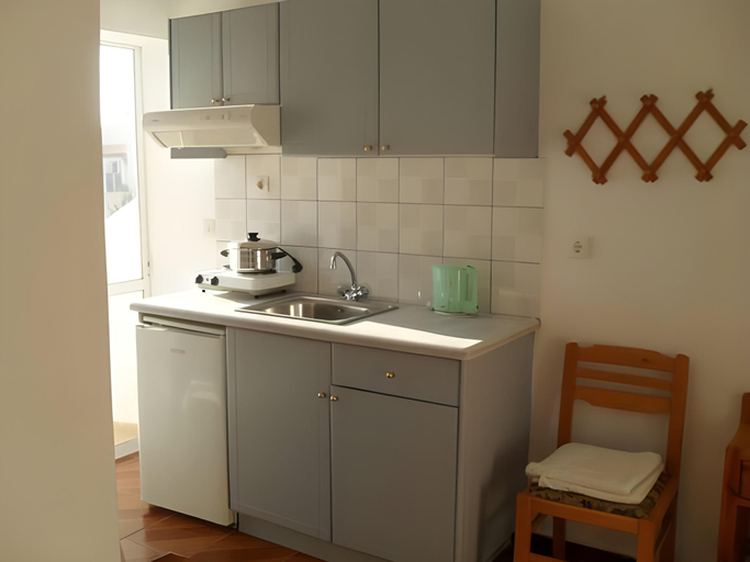 Others 5, Irini Stalis by Estia, Crete