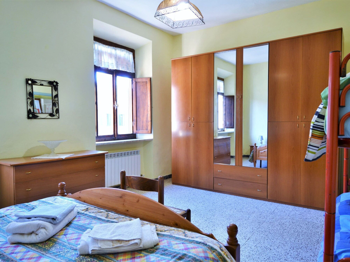 Bedroom 4, Apartment in Massa Marittima With Pool, Grosseto
