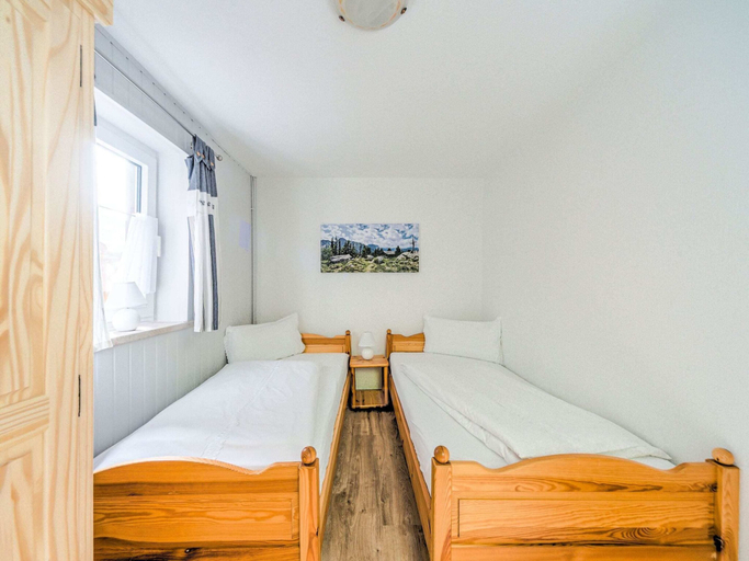Bedroom 2, Cosy Apartment near Ski Area in Zorge, Osterode am Harz