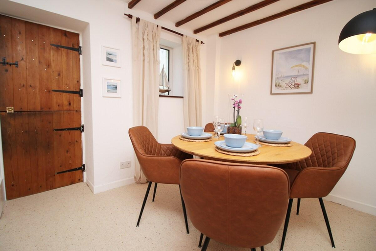 Others 4, Beautiful Fisherman's Cottage in The Mumbles, Swansea