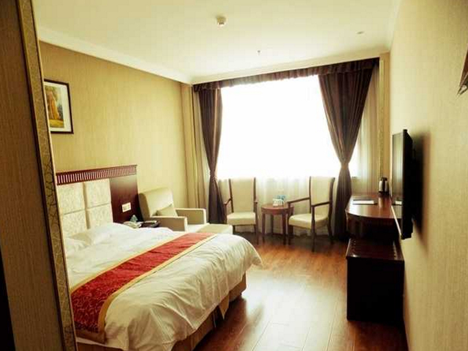 Bedroom 3, GreenTree Inn Chengde Luanping Luanyang Road Xiangyuan Road Express Hotel, Chengde
