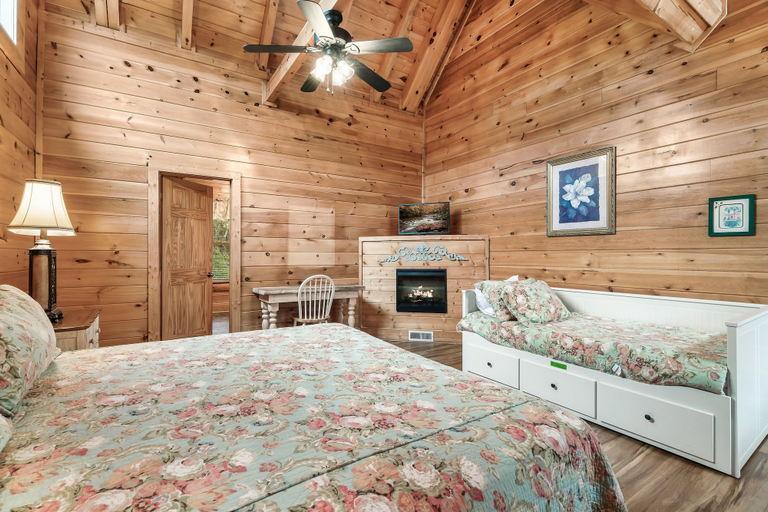 Bedroom 3, Mayberry - Three Bedroom Cabin, Sevier