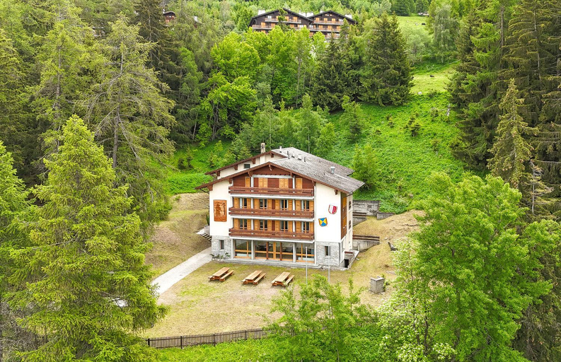 Others 2, Chalet de l Ours AUTHENTIC Etage Valerie 12 pers, Hérens