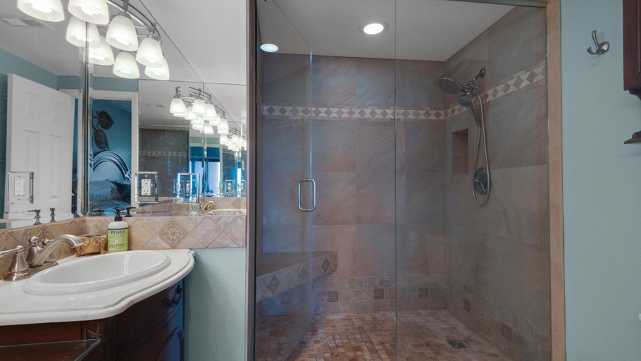 Bathroom 3, Palm Beach Club 4-127 Parrot-dise Palms, Escambia
