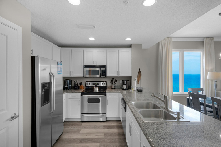 Others 5, Grandview East 1601 - Azure Paradise, Bay
