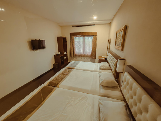 Bedroom 12
