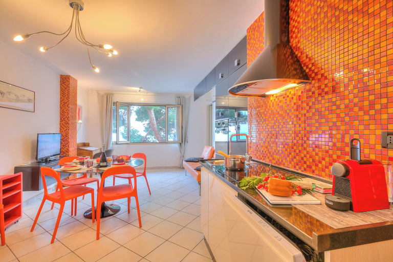 Il Suono del Mare 200m from sea - Happy Rentals, Imperia